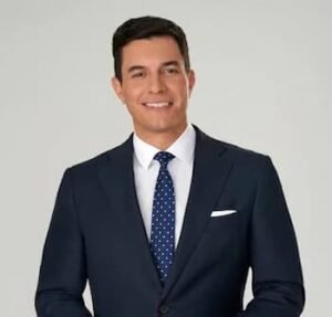 Tom Llamas Image